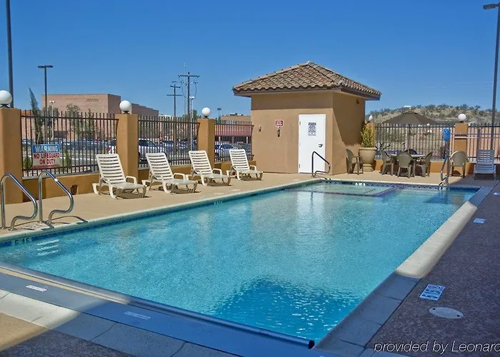 Western Sonora Inn&suites